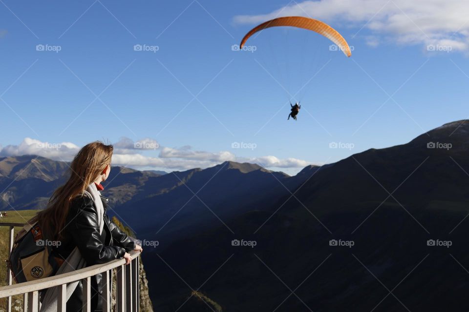 Paragliding in the mountains 