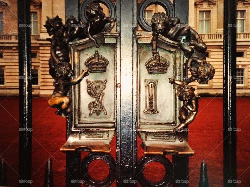 Gates at Buckingham Palace, London