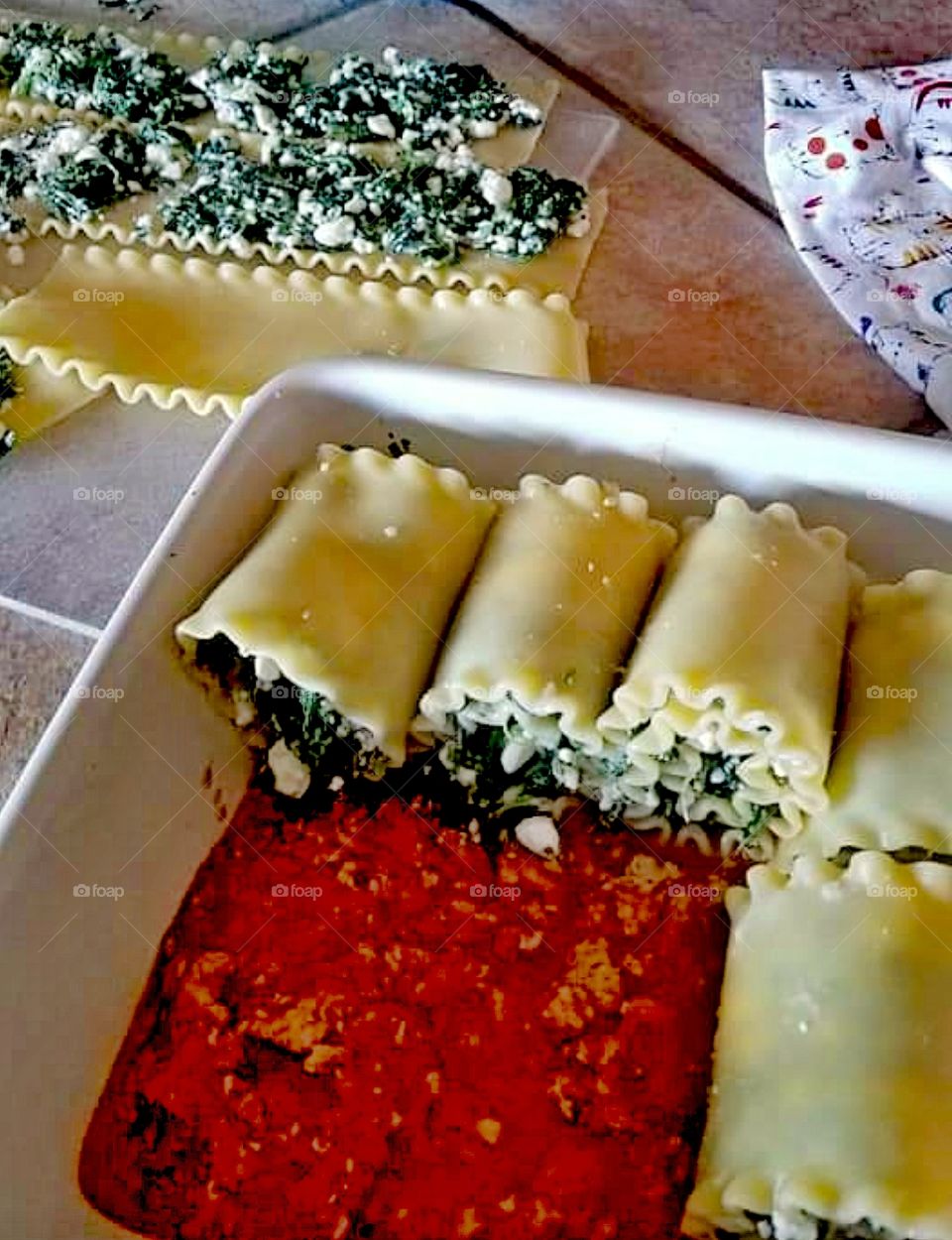 Making lasagna roll-ups