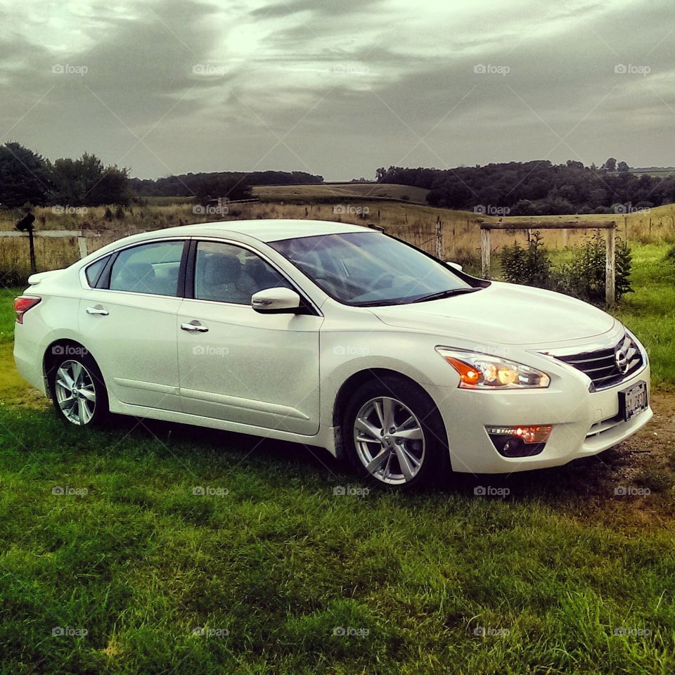 Nissan Altima. The beauty of country driving.