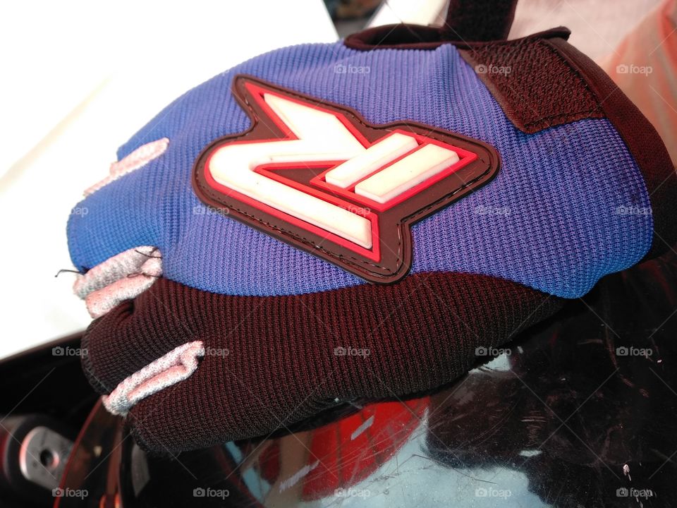 Motocycle glove