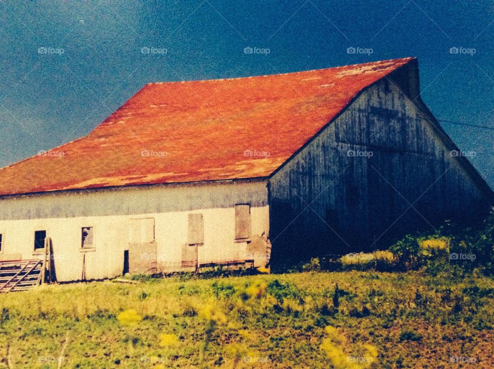 Old Barn in Iowa countryside