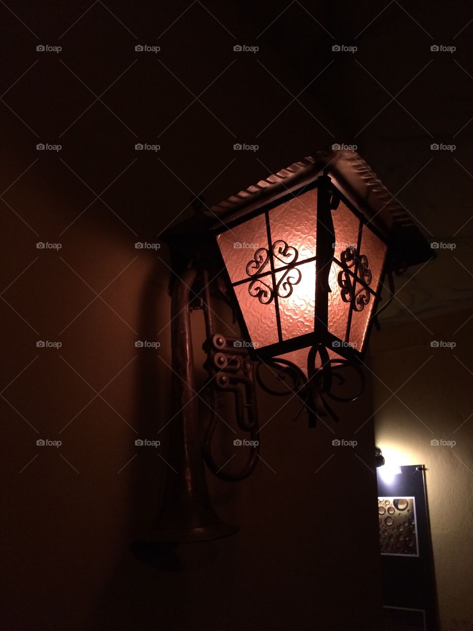 Bar lantern