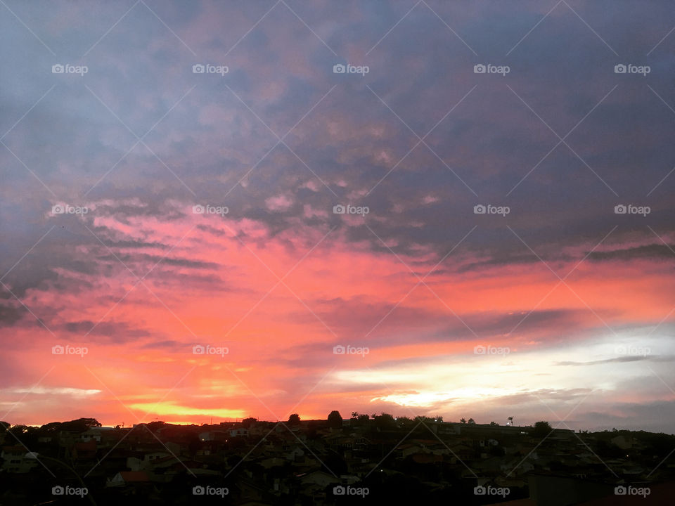 🌄🇺🇸 An extremely beautiful dawn in Jundiaí, interior of Brazil. Cheer the nature! / 🇧🇷 Um amanhecer extremamente bonito em Jundiaí, interior do Brasil. Viva a natureza! 