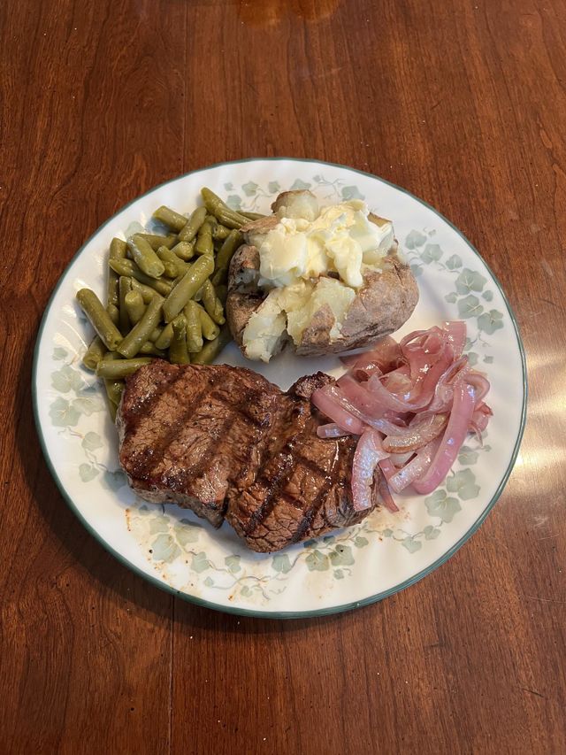 Steak and onions 