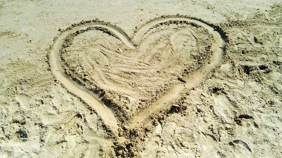 Heart on the beach