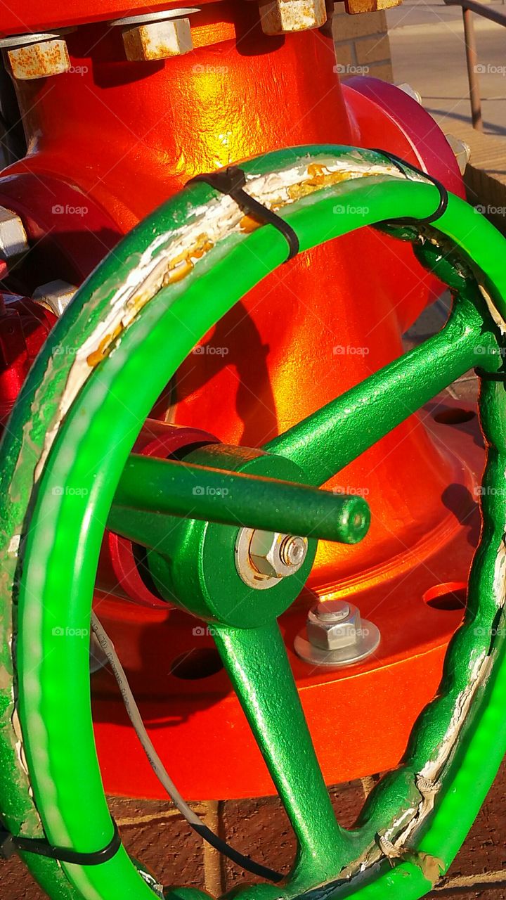 Red and Green Valves