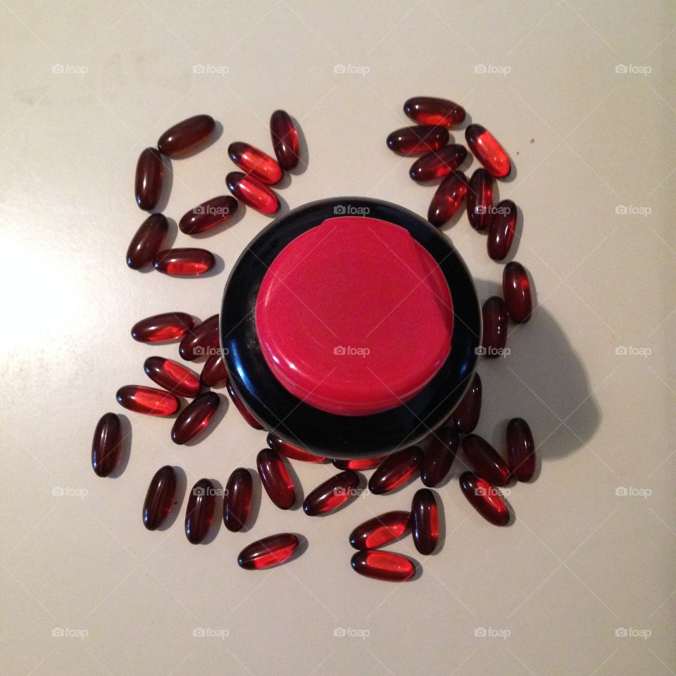 My Red Capsules

Published by:
HappyBrownMonkey 