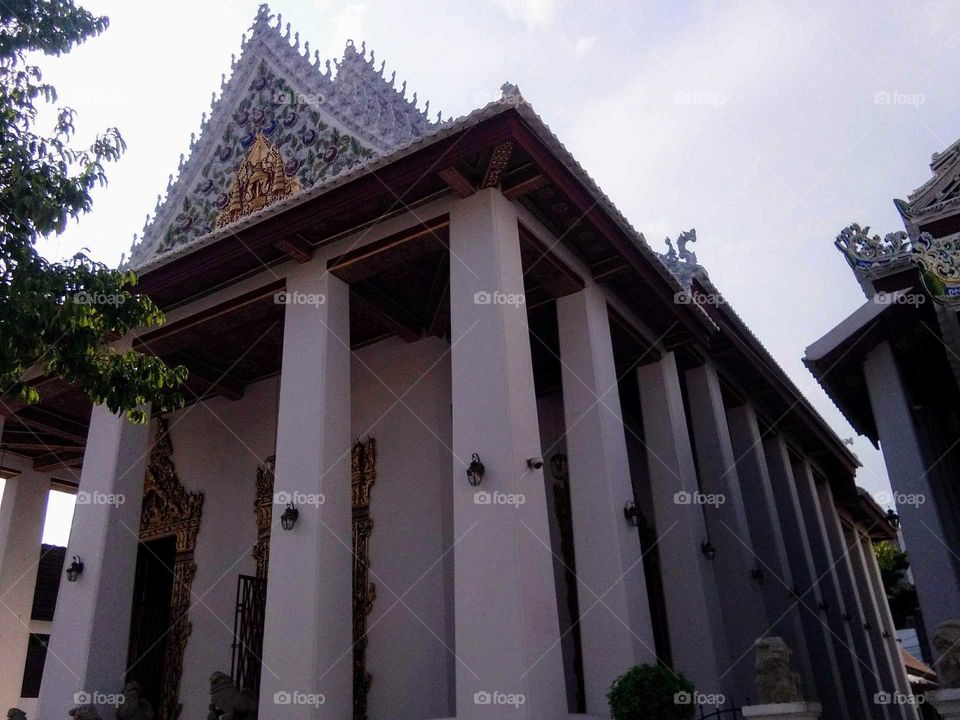 rectangular shaped pillar