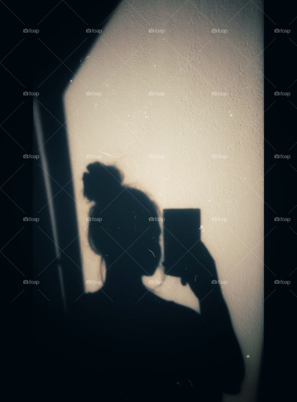 Shadow mirror