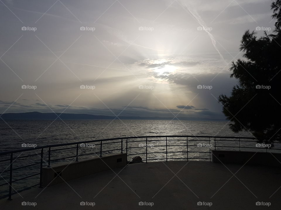 reflection sun from the clouds