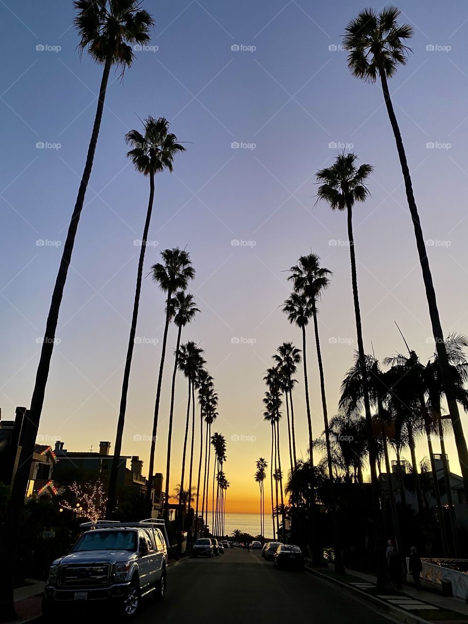 Sunset on Goldenrod Avenue in Corona del Mar 