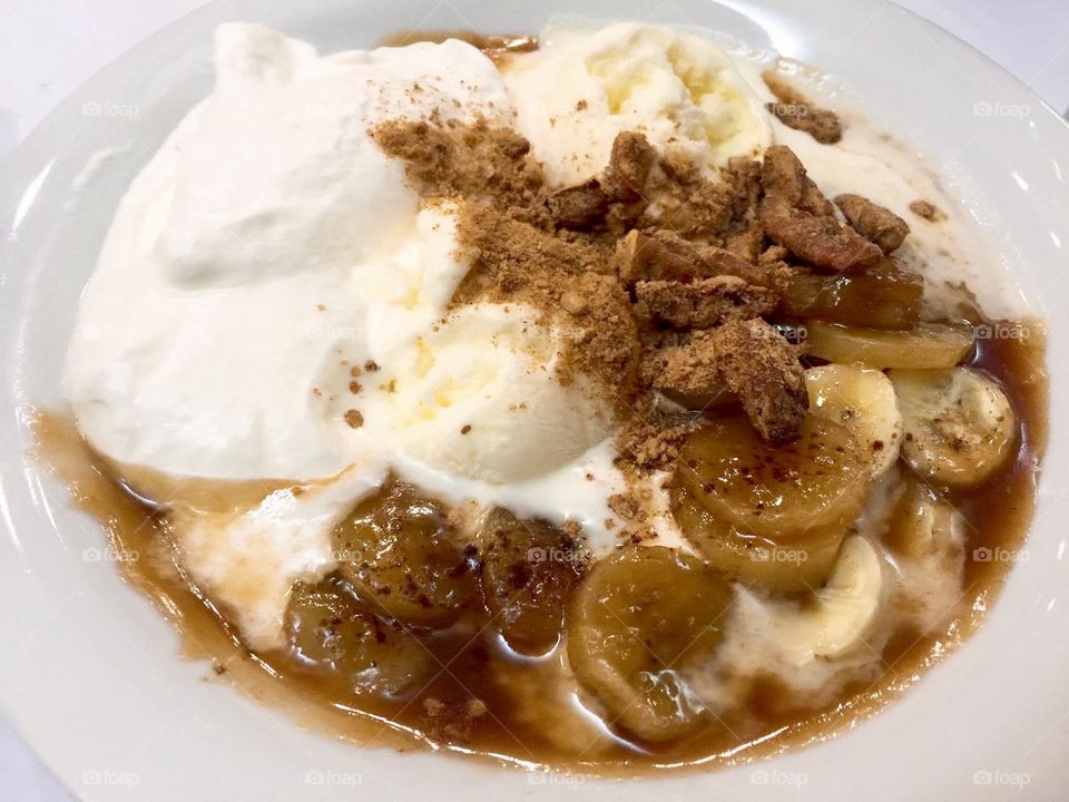 Banana Caramel and Ice Cream