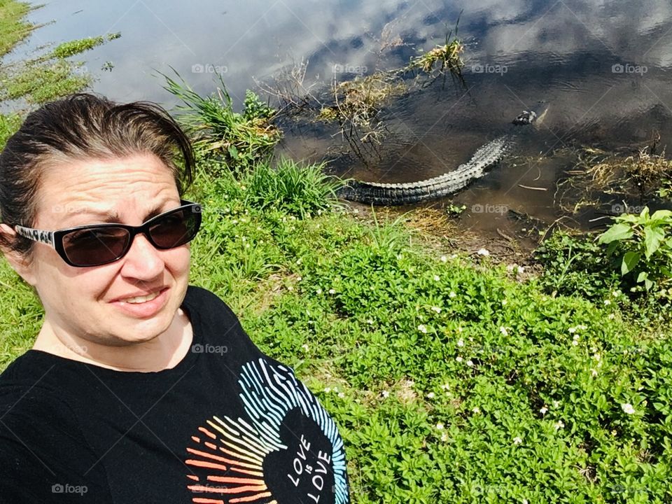 Selfie with a gator at Lake Apopka Nature Drive in Florida 