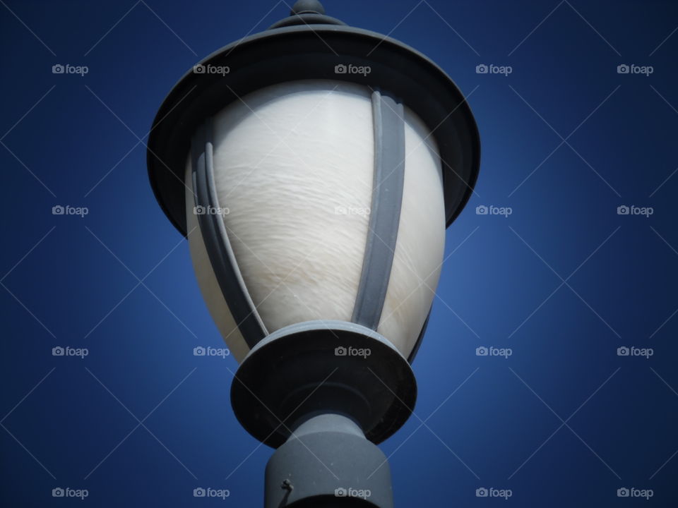 this light of mine. This is a labor day picture. 👣 🚶 🏃 🔥 💨