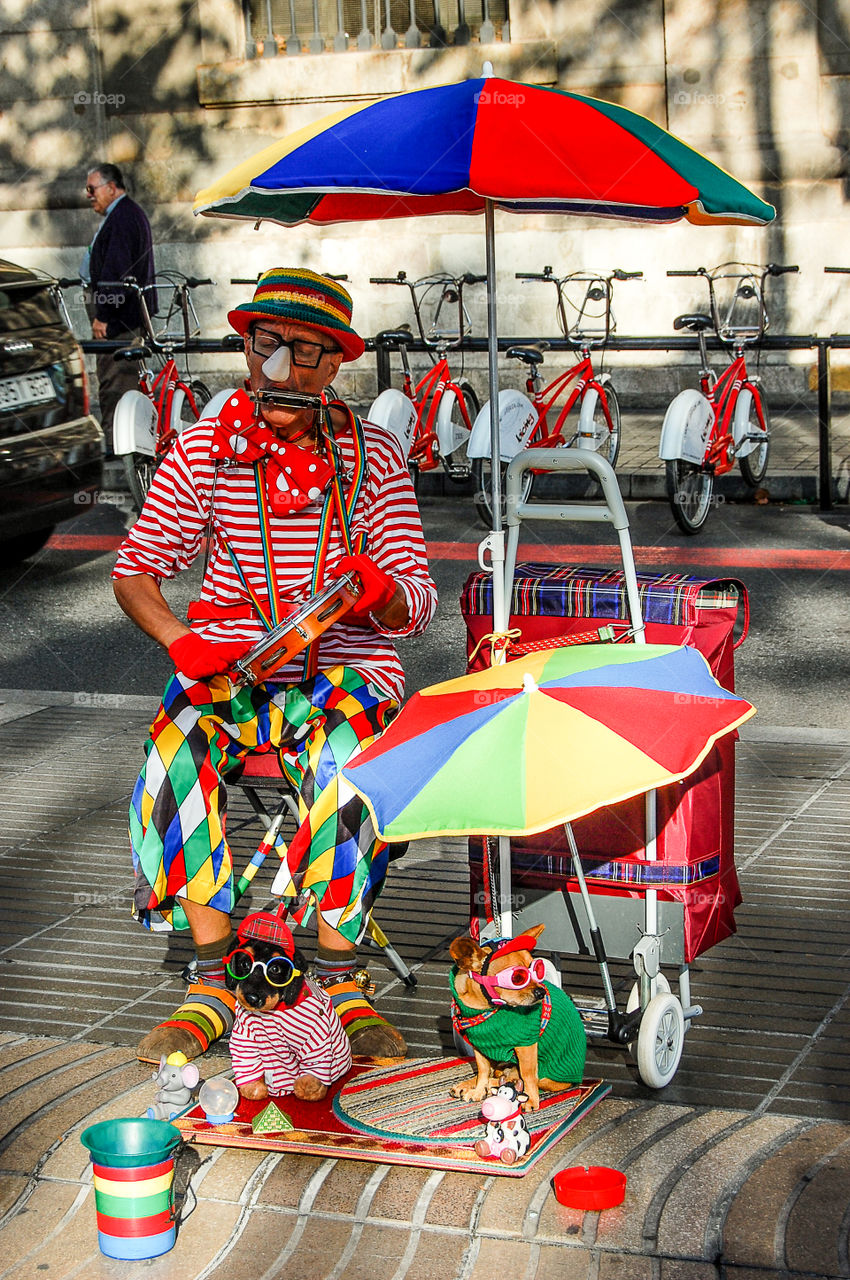 Street artist in Barcelona