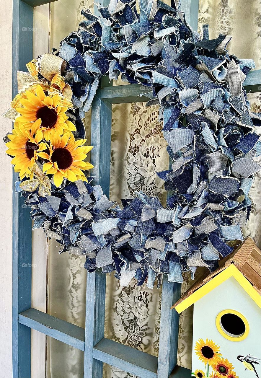 DIY Denim Wreath with Sunflower Birdhouse