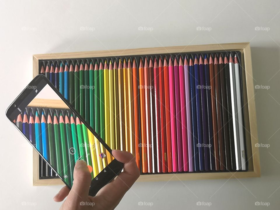 Color pencils rainbow pop