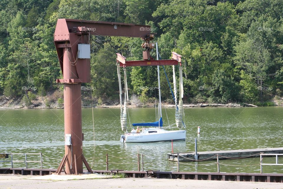 Boat hoist