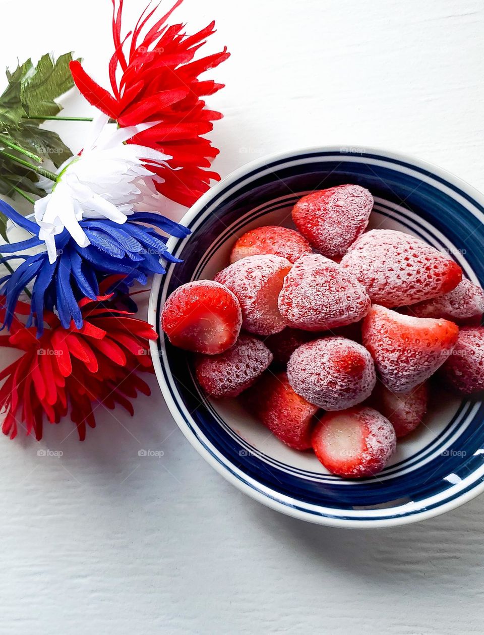 Frozen strawberries with milk