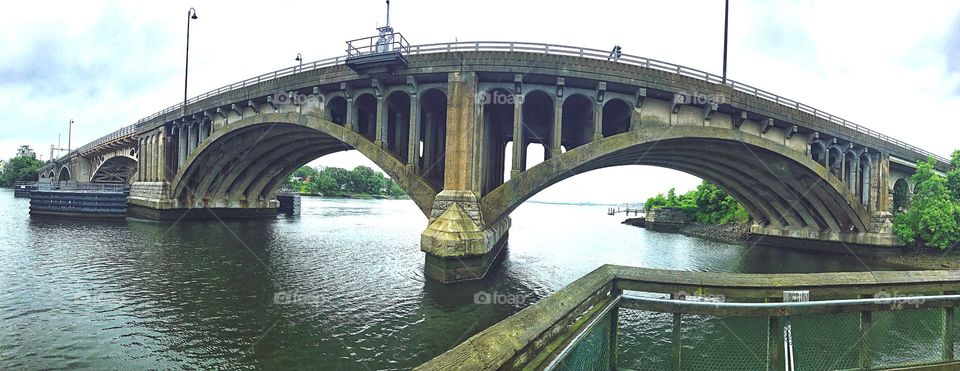 Dock/Harbourside of the Devon/Washington Bridge 