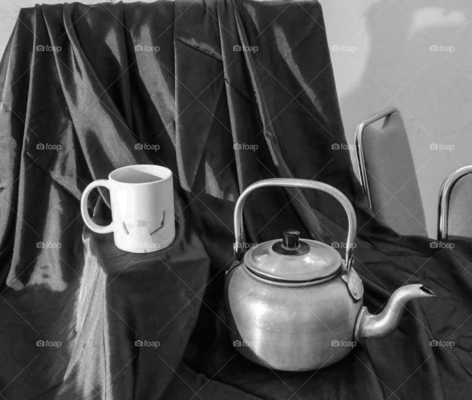mug and teapot
