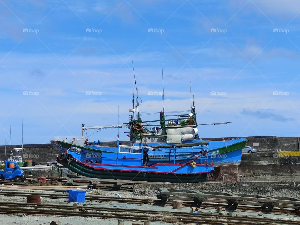 place where ships are built and repaired