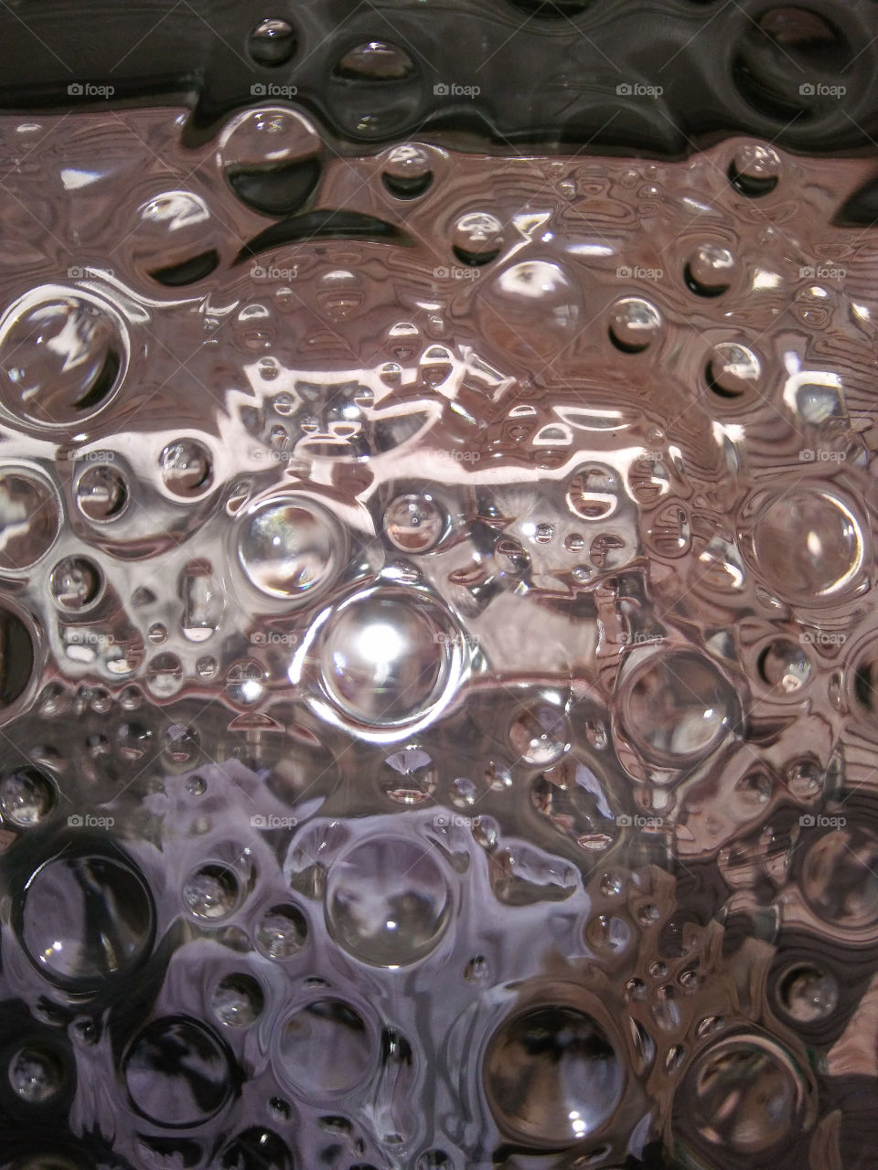 Striking bubbles in close