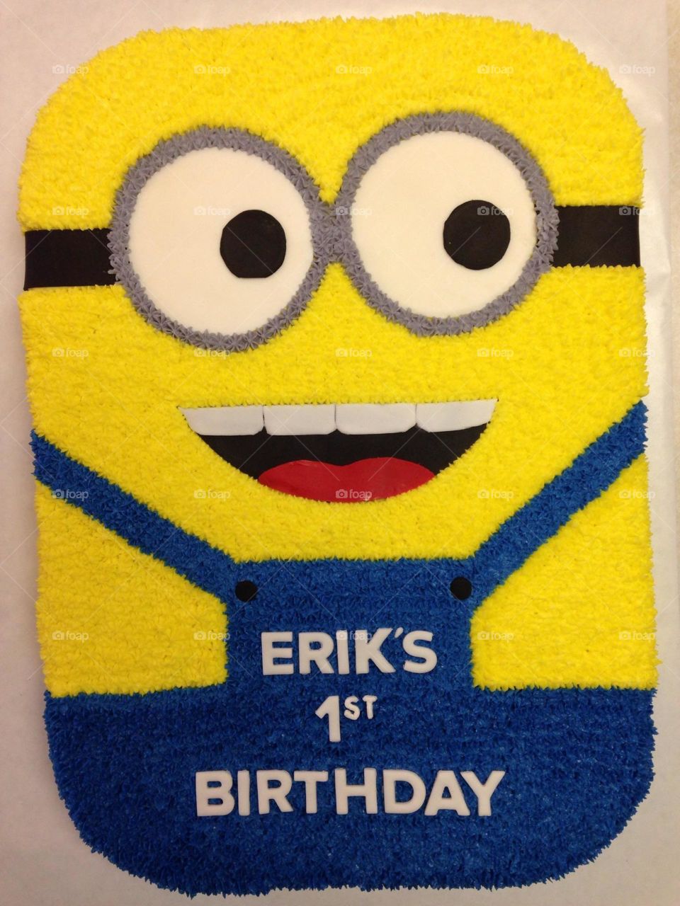 minion birthday cake
