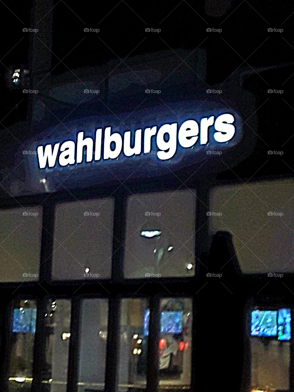 Boston's own Walburgers operated and named by the Movie Star Actors and Entertainers in Hollywood...