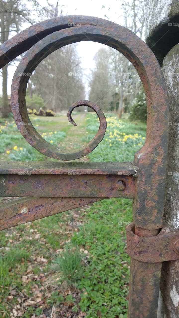 rusty gate