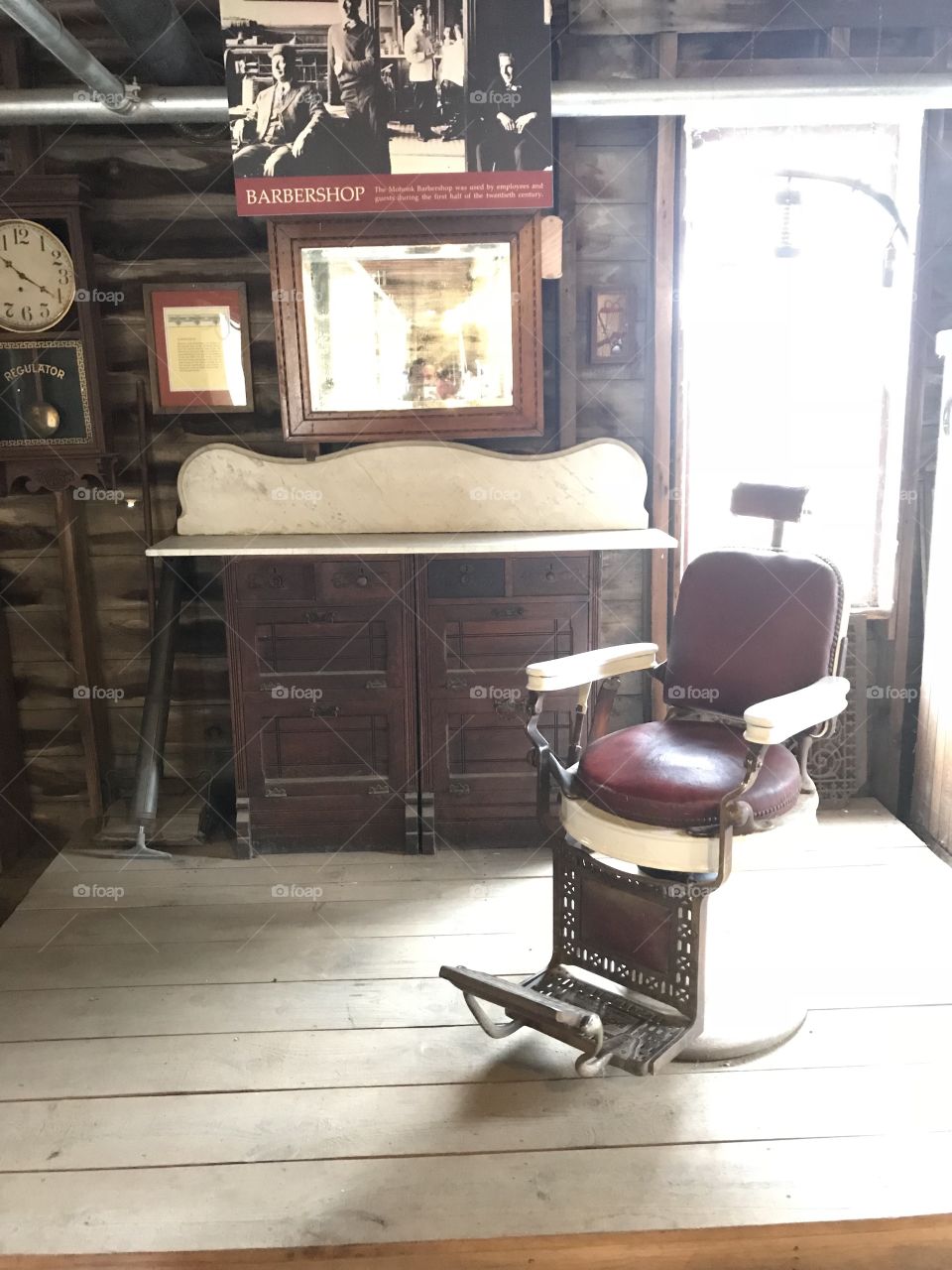 1900 barbershop 