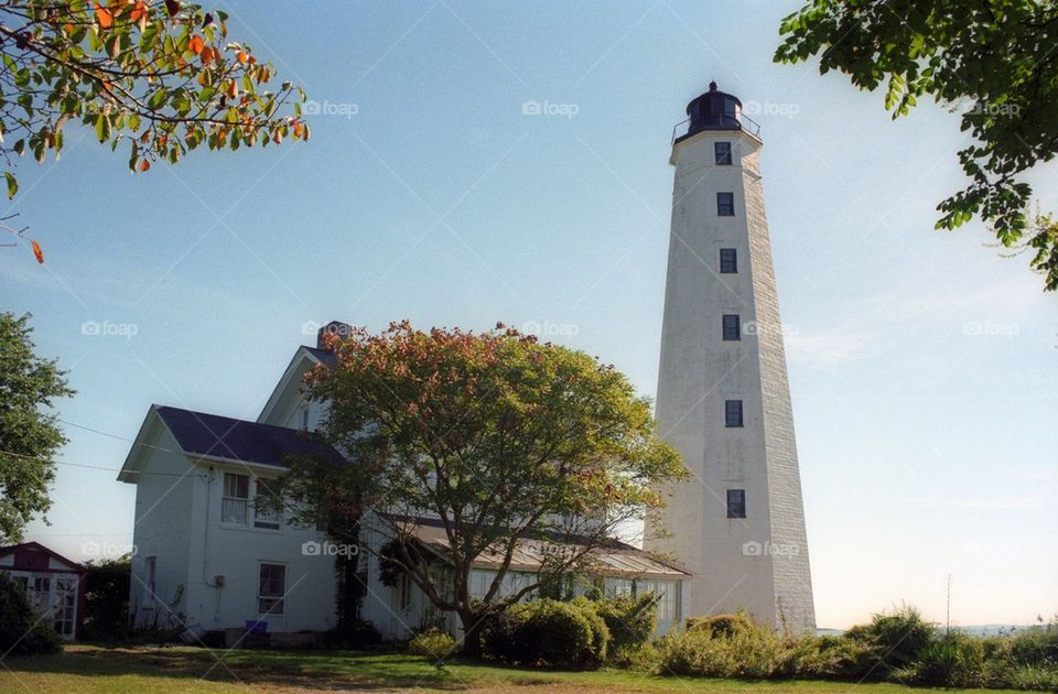 New London Harbor Lighthouse 