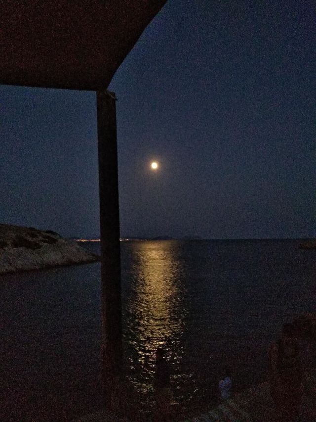 Athens fullmoon