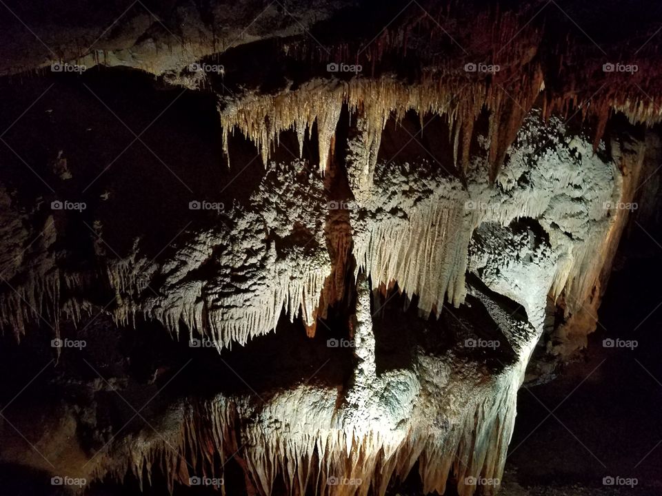 caverns with rock & mineral formations