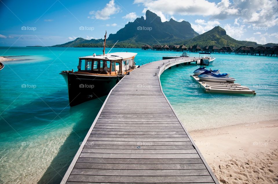Main dock at Fourseasons bora bora
