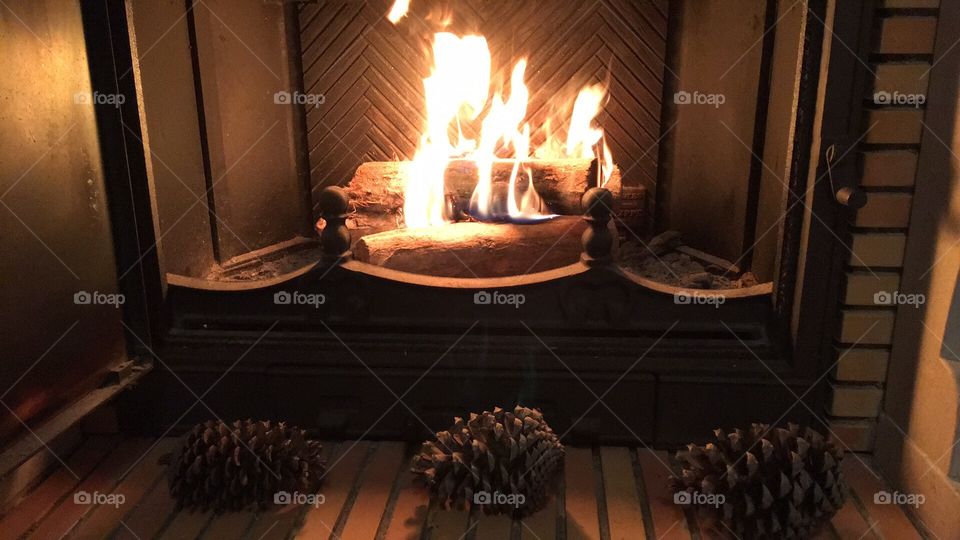 Christmas at the fireplace 