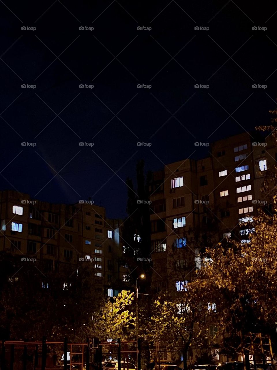 evening photos of windows in the city of Kyiv