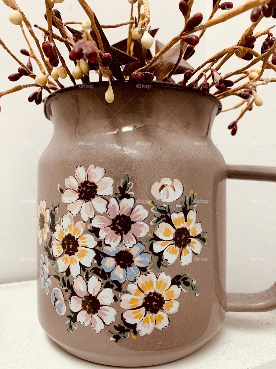 Jug vase