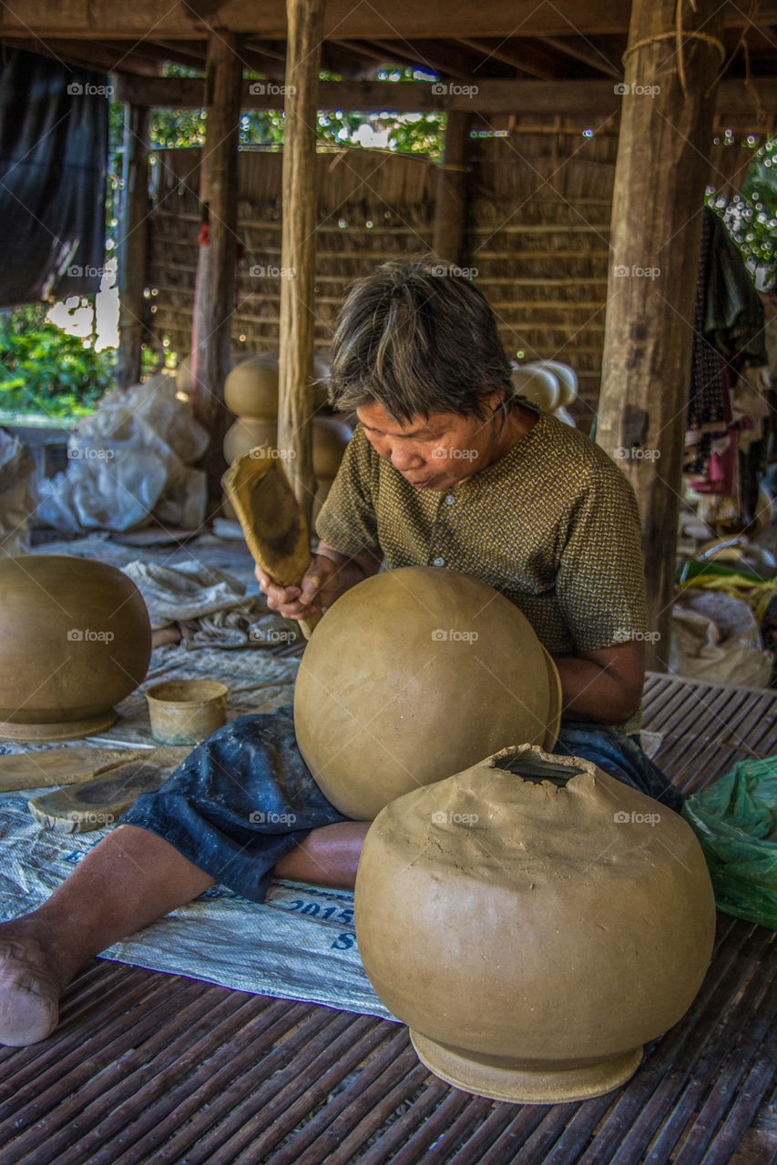 A free form way of making pots