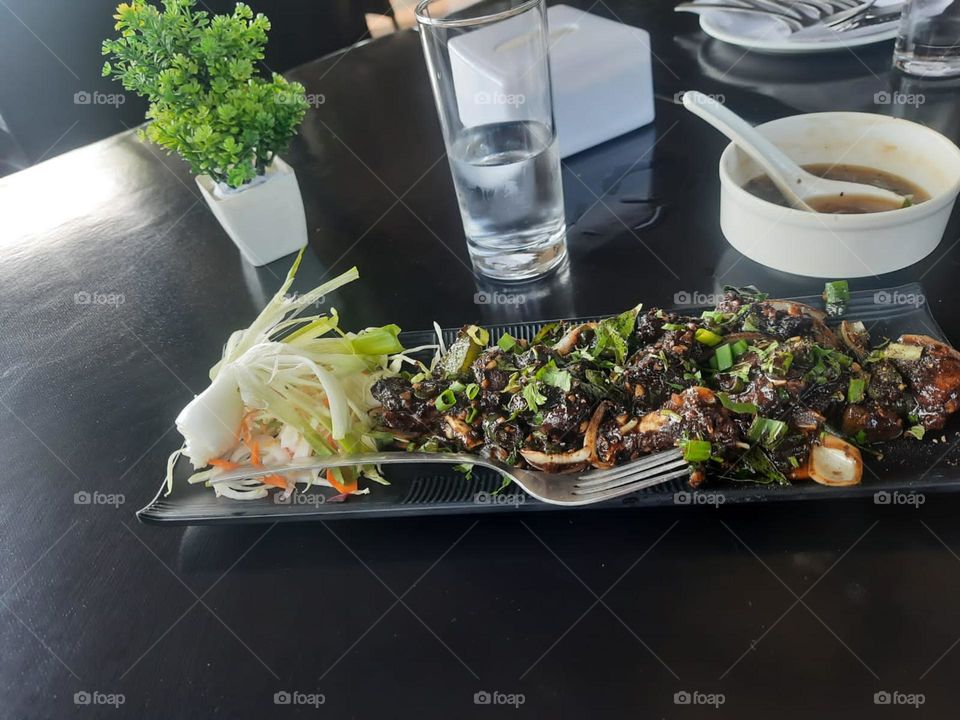 𝑀𝑢𝑡𝑡𝑜𝑛 𝑝𝑒𝑝𝑝𝑒𝑟 𝑟𝑜𝑎𝑠𝑡