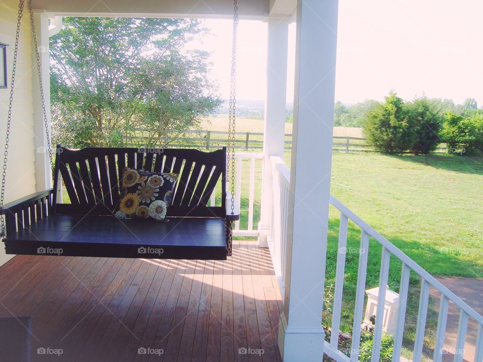 Front porch swing