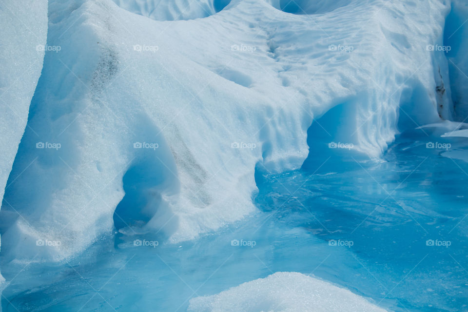 mineral water in perito moreno glacier