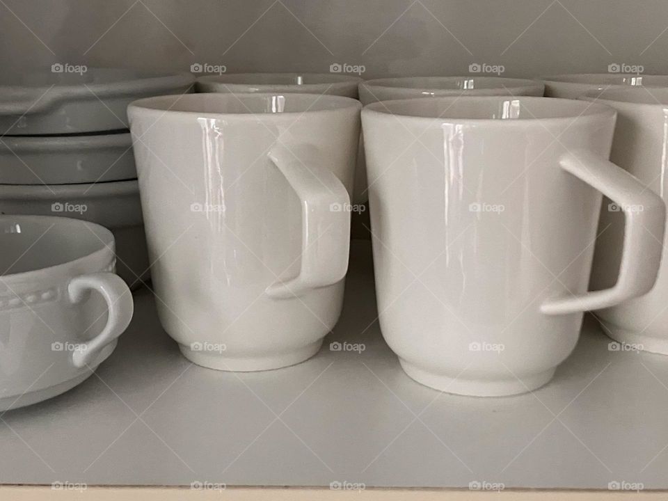 White mugs