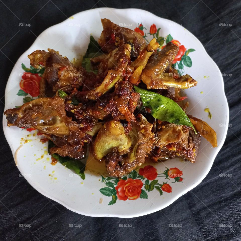 This is a dove meat dish that is ready to be served