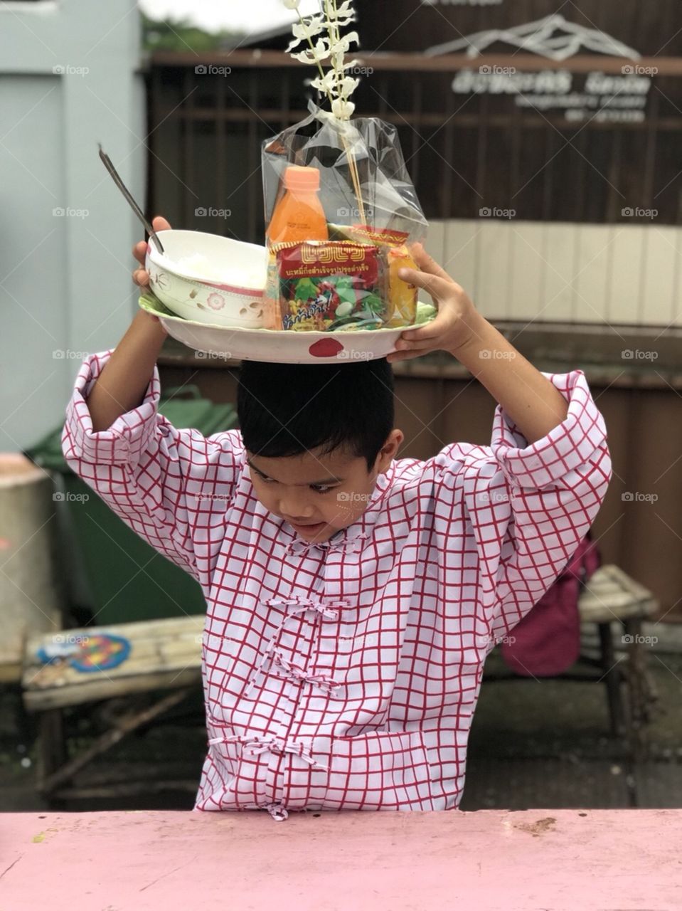 The merit is to give.