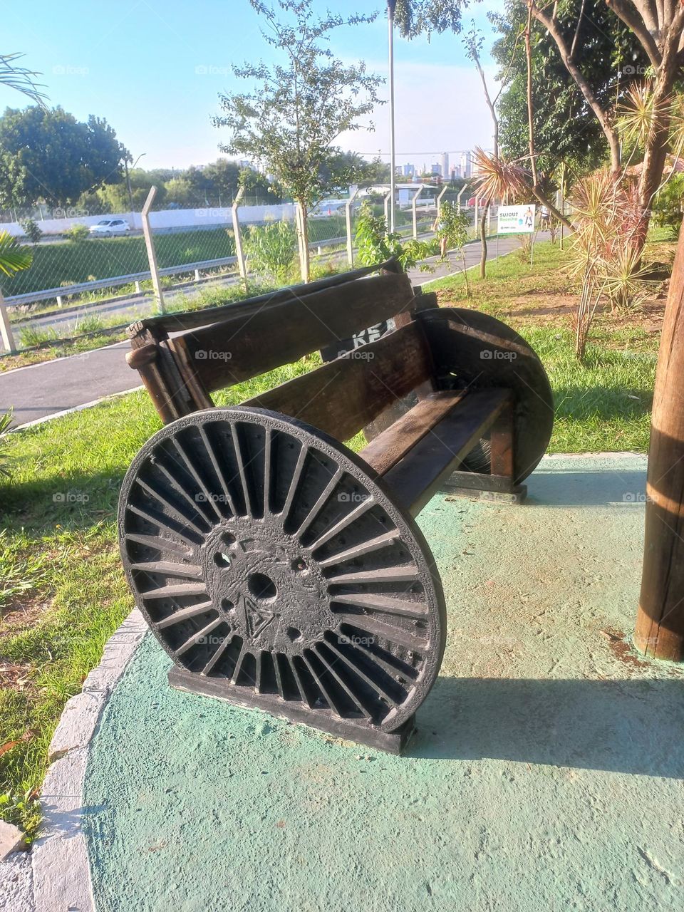 A Primavera  marca o início  do reaquecimento   do clima e, é considerada a estação  do ano  mais agradável   para alguns devido suas temperaturas amenas.