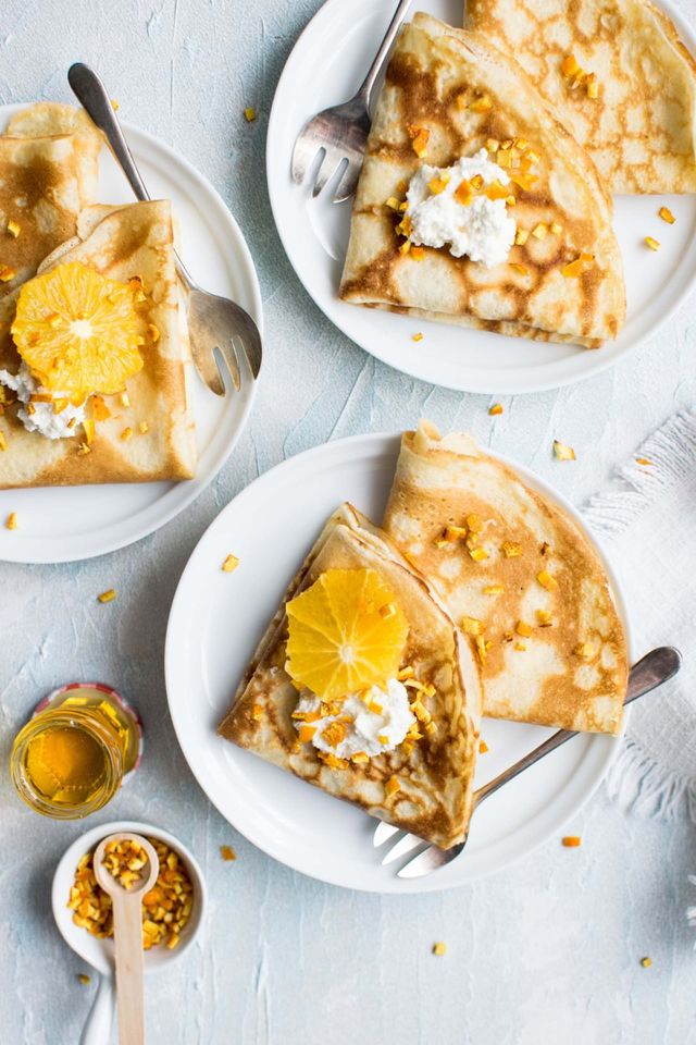 pancake with honey 🥞 🍯 delicious 😋