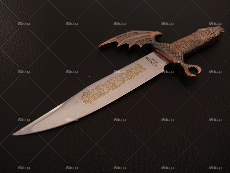 dragon knife