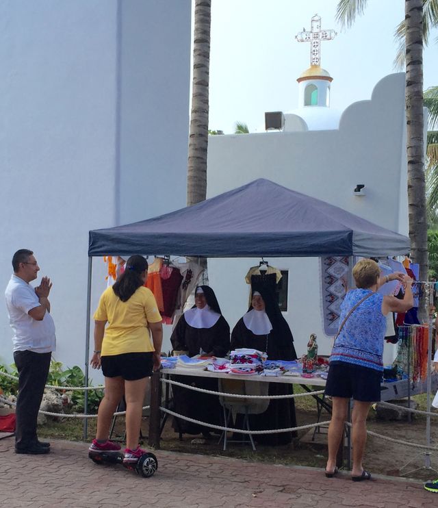 Nuns in Playa del Carmen